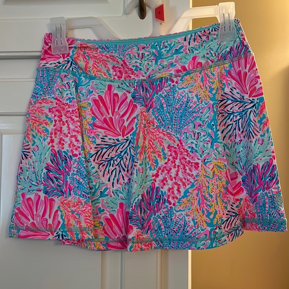 Lilly Pulitzer Pants - Lilly Pulitzer xs Luxletic skirt